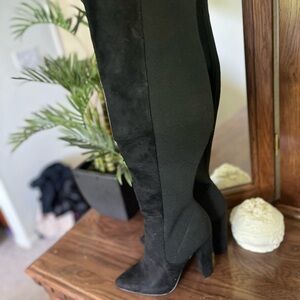 Steve Madden Black Knee-High Suede Women's Boots